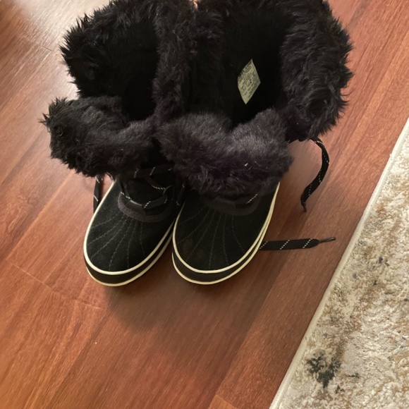 Sorel winter boots size 9 black - Picture 4 of 4